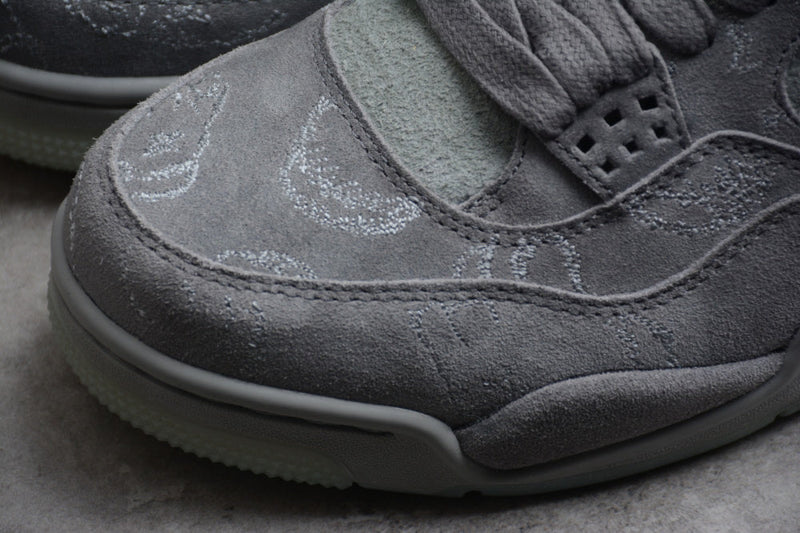 AIR JORDAN 4 RETRO KAWS GREY