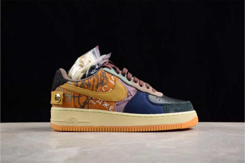 AIR FORCE 1 X TRAVIS SCOTT CACTUS JACK