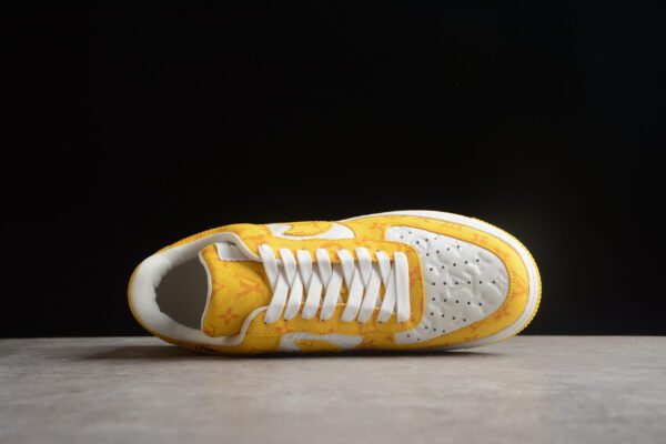 AIR FORCE 1 X LOUIS VUITTON YELLOW